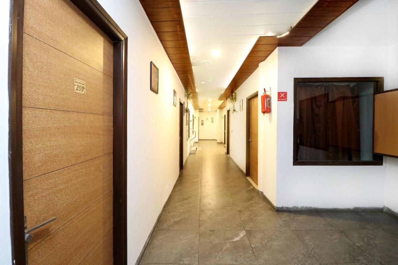 Hotel Seven- Center Of City Chandīgarh Exteriér fotografie