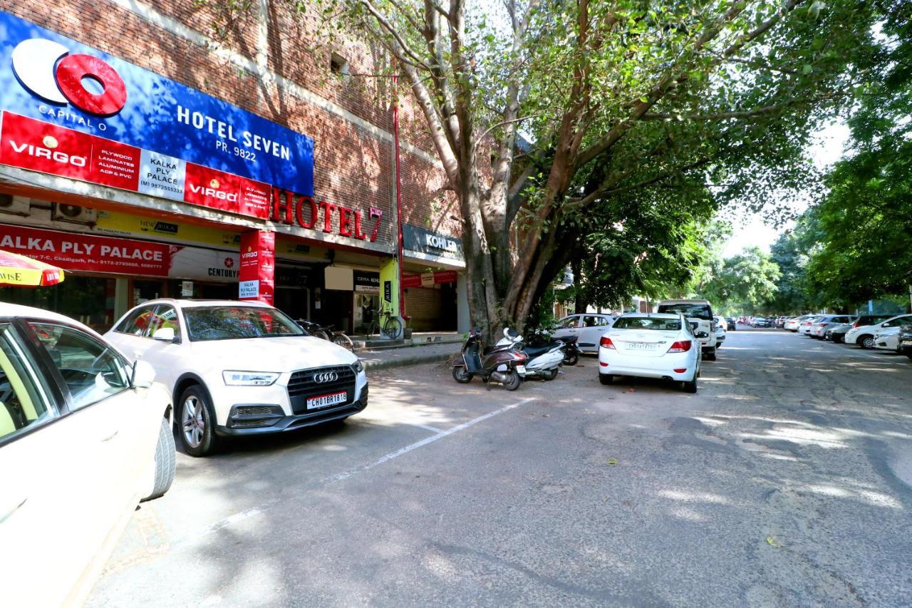 Hotel Seven- Center Of City Chandīgarh Exteriér fotografie