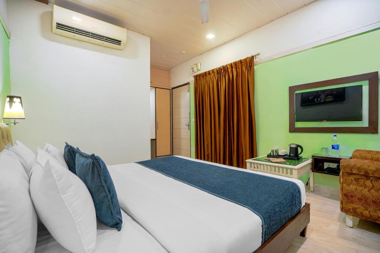 Hotel Seven- Center Of City Chandīgarh Exteriér fotografie